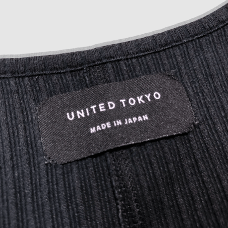 ユナイテッドトウキョウ-UNITED TOKYOアシメスリットカットソー
