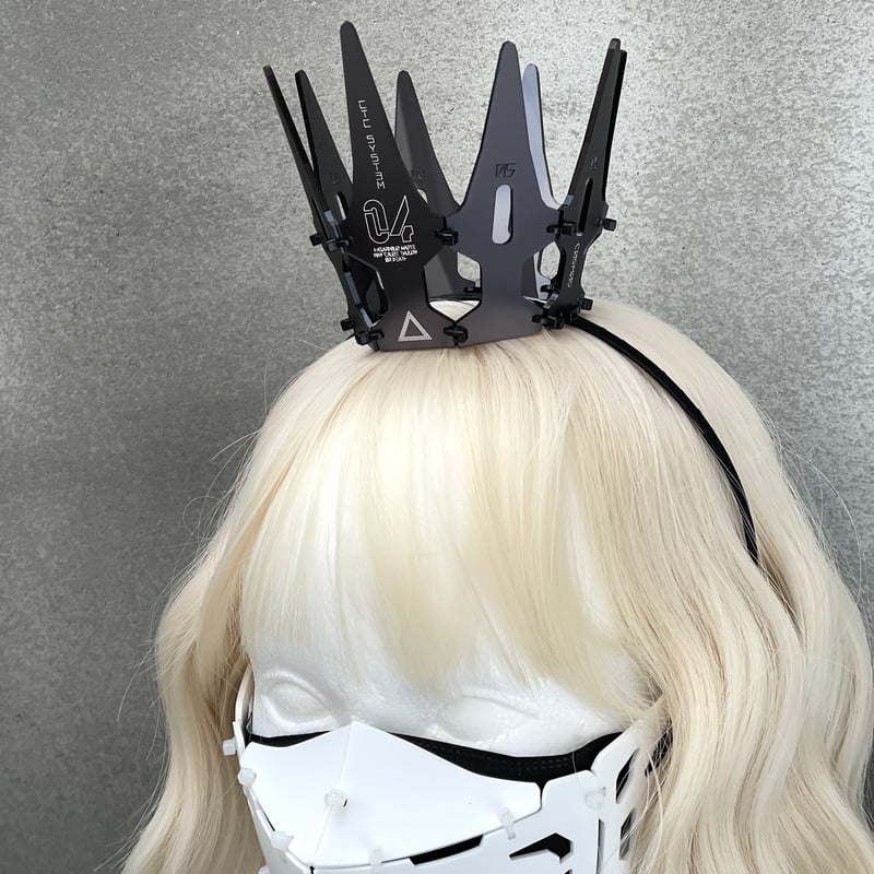 【美品】u.couture 水晶クラウン u.couture 水晶クラウン - ヘアアクセサリー