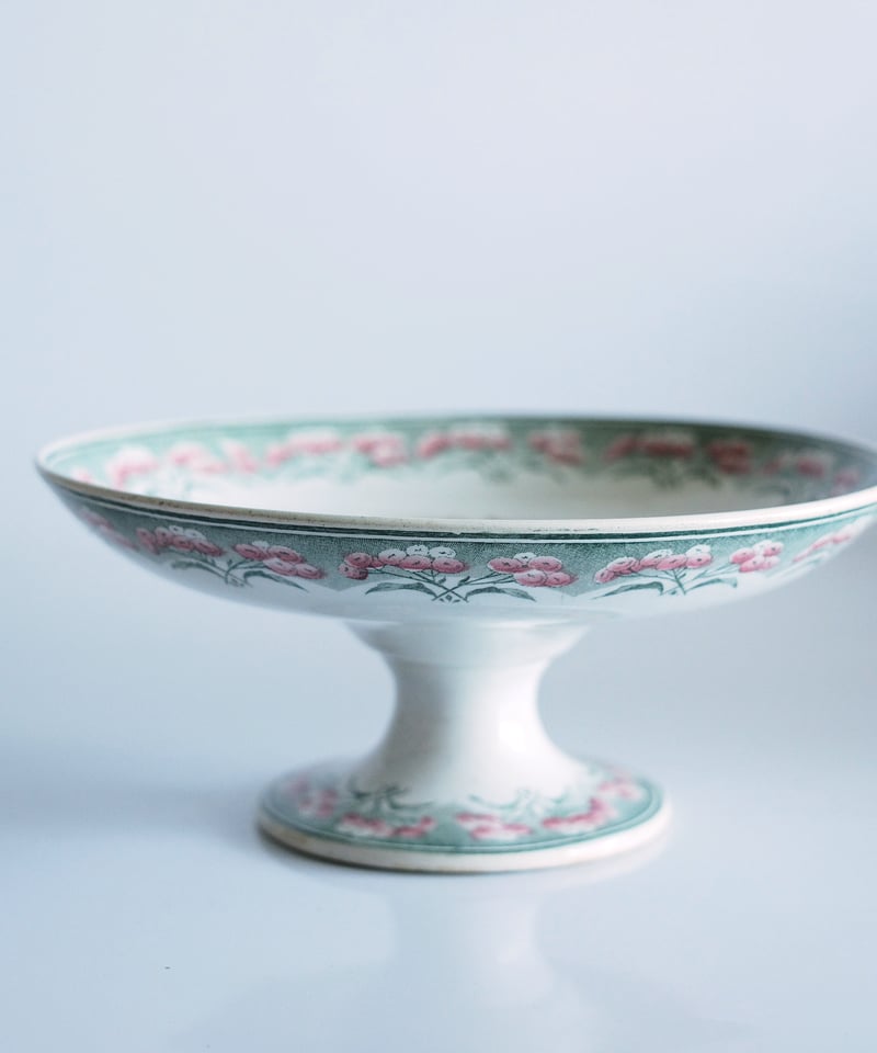 クレイユモントロー 綿毛が舞うコンポティエ A クレイユモントロー 綿毛が舞うコンポティエ B | chez Augustins