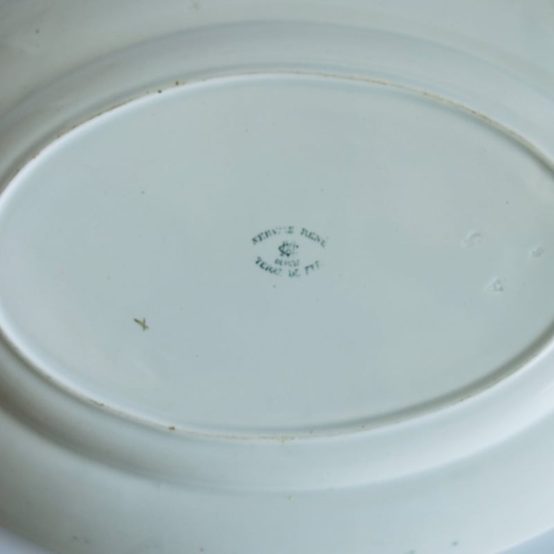 クレイユモントロー 綿毛が舞うオーバル皿 | chez Augustins