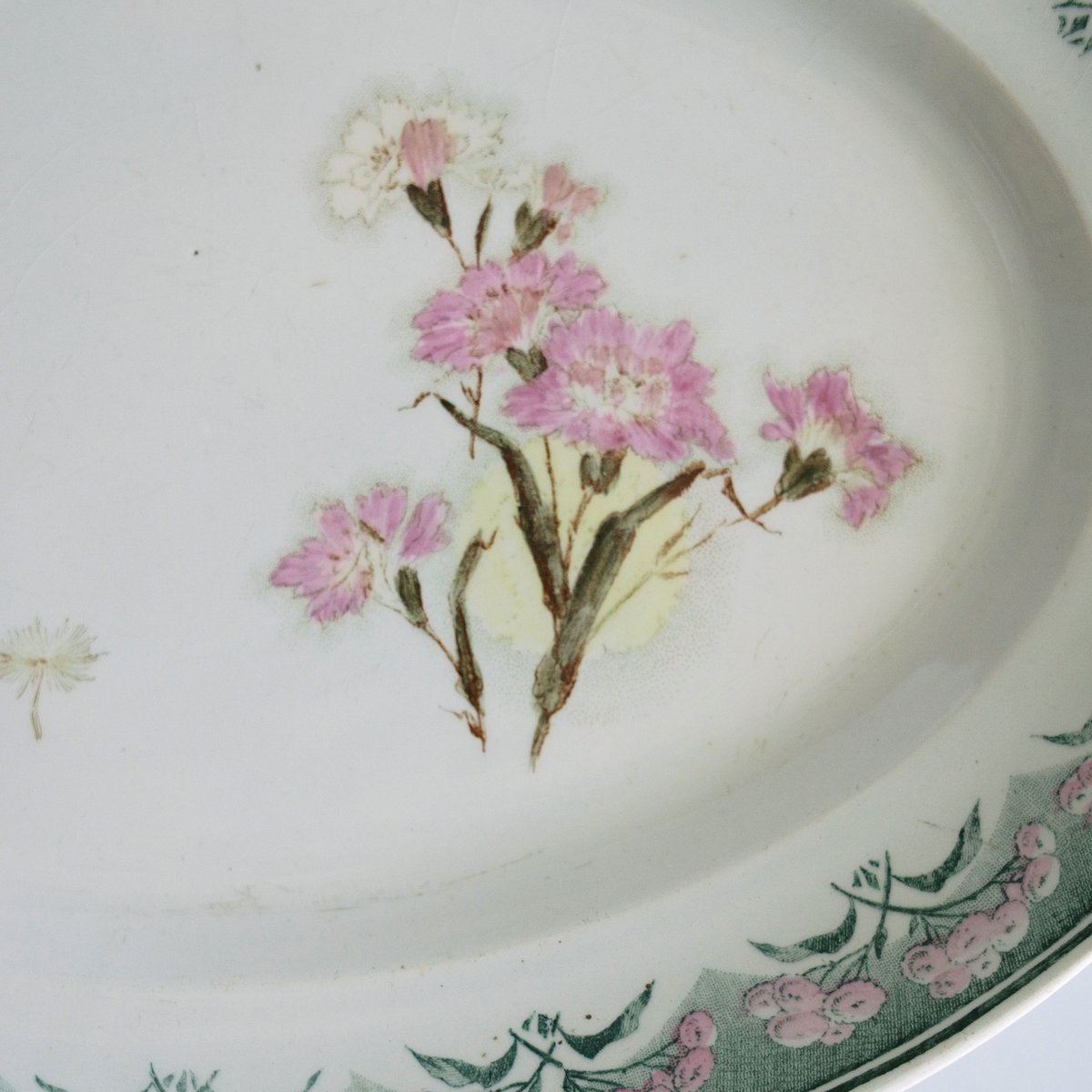 クレイユモントロー 綿毛が舞うオーバル皿 | chez Augustins