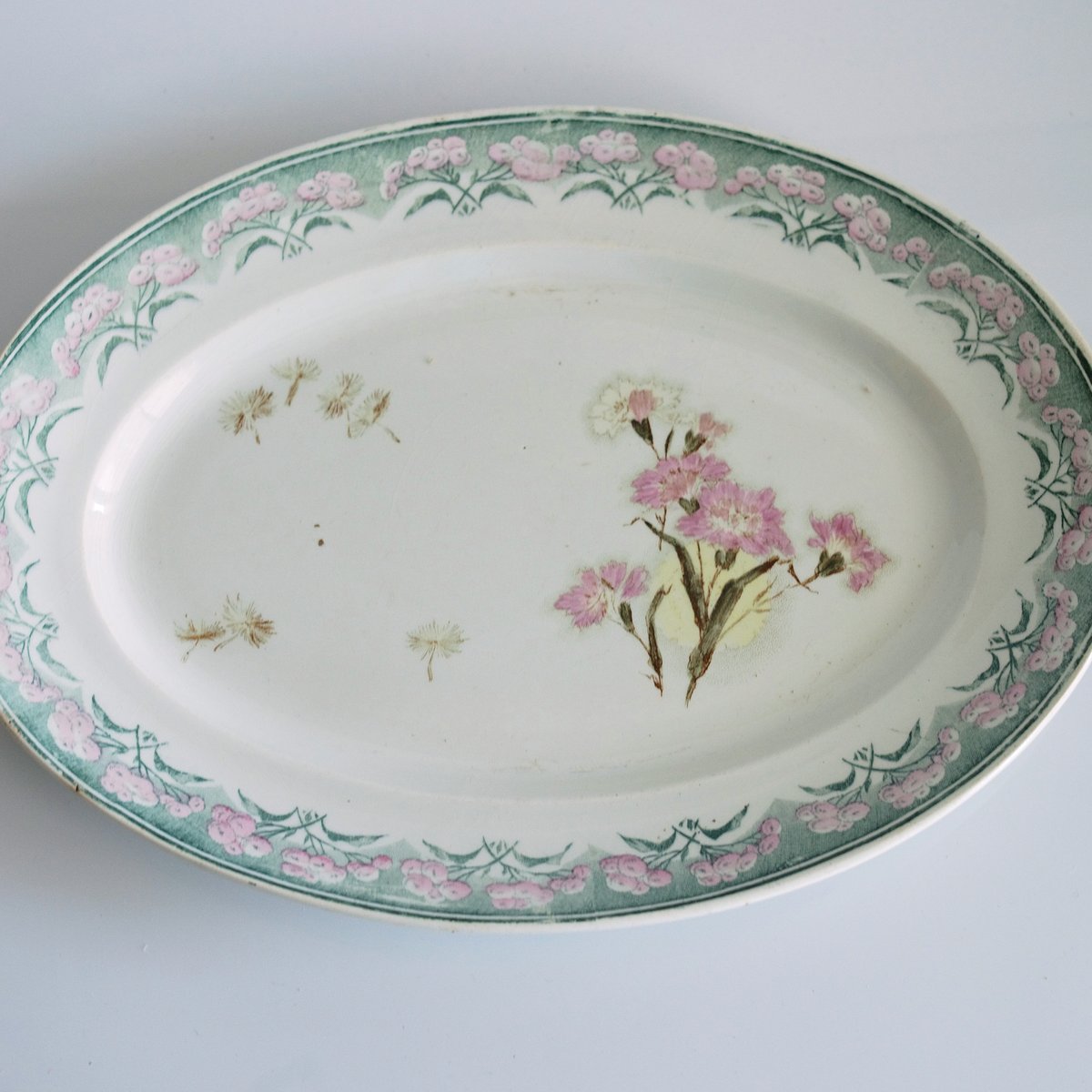 クレイユモントロー 綿毛が舞うオーバル皿 | chez Augustins