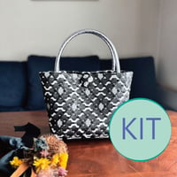 プラカゴキット　--- FLORAL LACE BAG ---　[ black / Size M ]