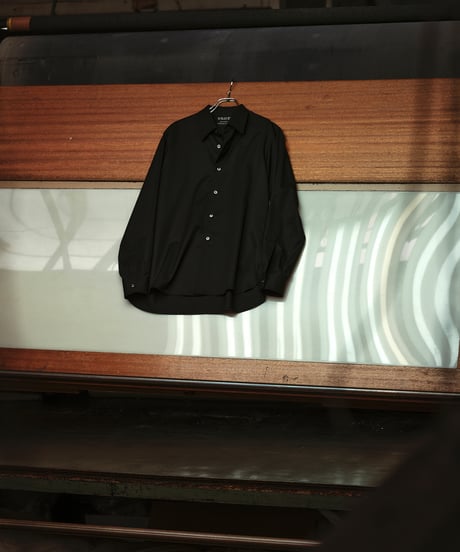 【01 series】Drown In The Shadows   -Black-