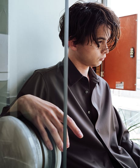 【01 series】Drown In The Shadows   -Brown-
