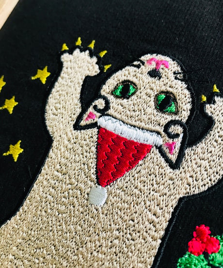 猫ちゃん刺繍画(2Lサイズ）X'mas No.５(茶猫サンタ）