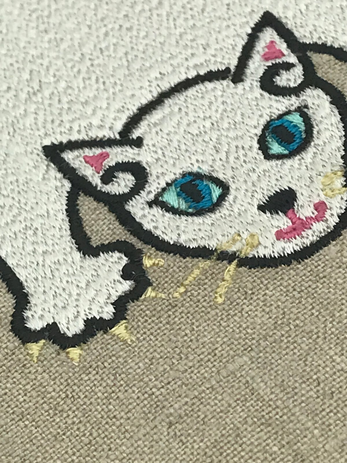 リネン刺繍サコッシュ ( No.06 ) 白猫ちゃん | A-rue OnlineShop