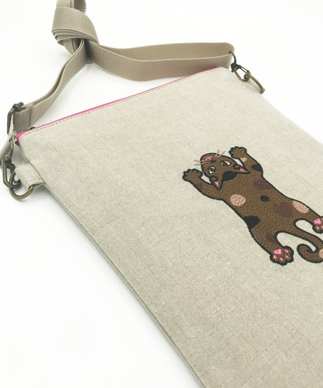 リネン刺繍サコッシュ ( No.14 )サビちゃん