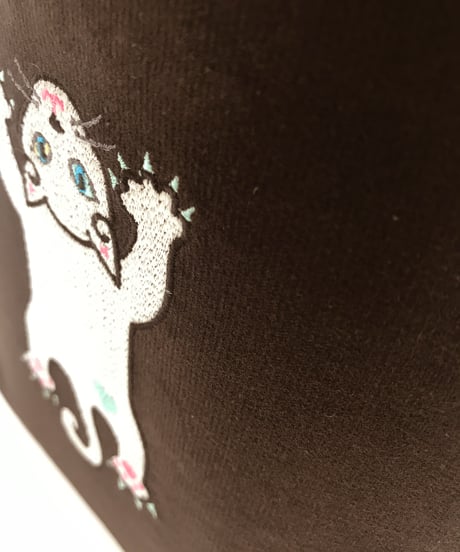 刺繍サコッシュ (CAT- No.13) 白猫オッドアイ２