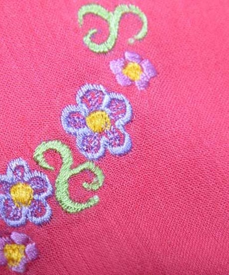フワラー刺繍トップス