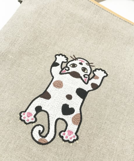 リネン刺繍サコッシュ ( No.12 ) 三毛ちゃん 2