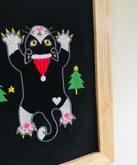 猫ちゃん刺繍画(2Lサイズ）X'mas No.4（黒ハチワレ）