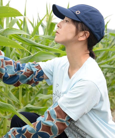 竹炭ファイバーの折りたたみキャップ（ネイビー）