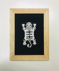 猫ちゃん刺繍画(2Lサイズ） No.14（トラ柄ホワイト）