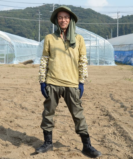 竹炭ファイバー垂れ付き帽子（ミニタリーグリーン）