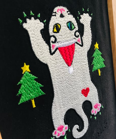 猫ちゃん刺繍画(2Lサイズ）X'mas No.2(白 オットアイ)