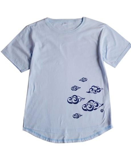 雲プリントTシャツ