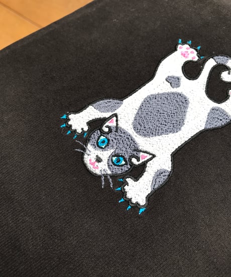 刺繍サコッシュ (CAT- No.2) ハチワレグレー