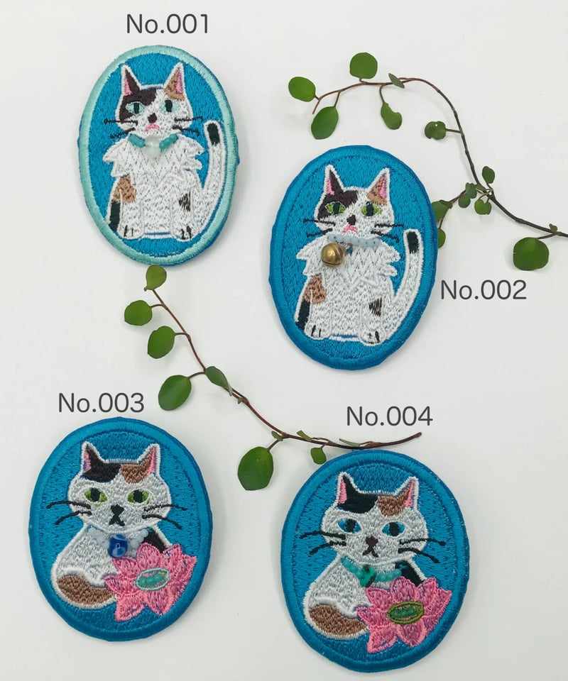 刺繍のブローチ（三毛猫ちゃん） | A-rue OnlineShop