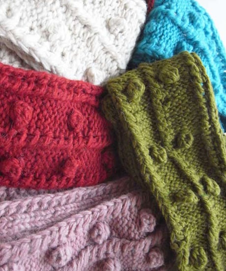 手編みニットマフラー