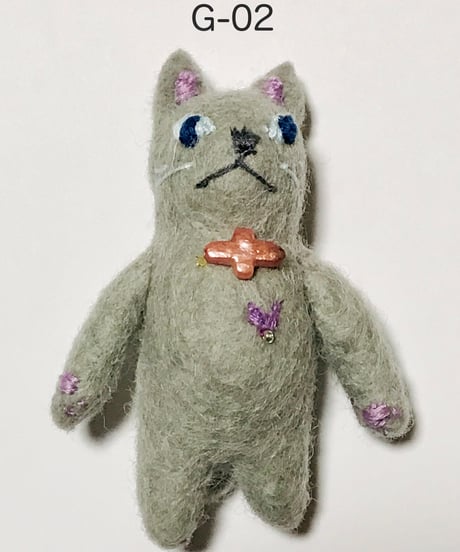 ネコちゃんFeltブローチ（グレー系1）