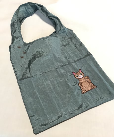 招き猫刺繍バッグ （茶トラ)