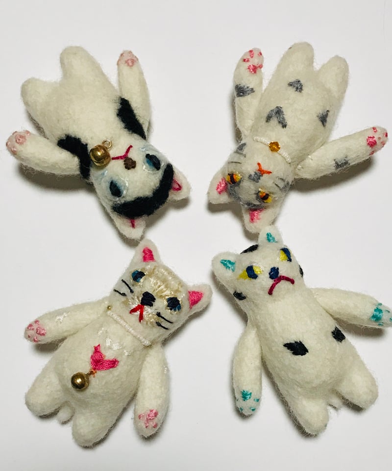 ネコちゃんブローチ✩.*˚オーダー受付ページ ネコちゃんfeltブローチ（ナチュラル系1） | A-rue OnlineShop