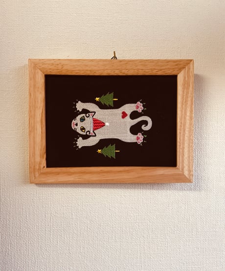 猫ちゃん刺繍画(2Lサイズ）X'mas No.2(白 オットアイ)