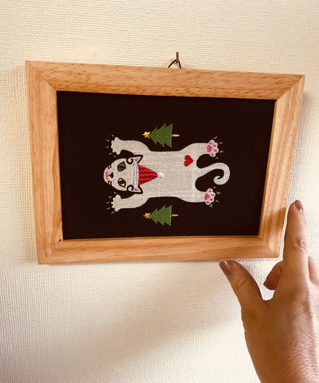 猫ちゃん刺繍画(2Lサイズ）X'mas No.2(白 オットアイ)