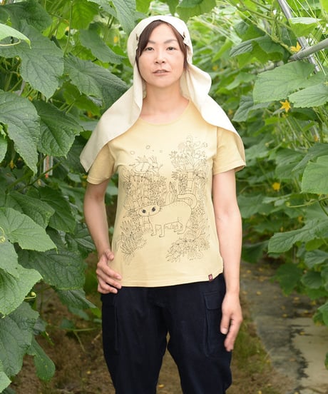 森の猫 Tシャツ ( オートミール）