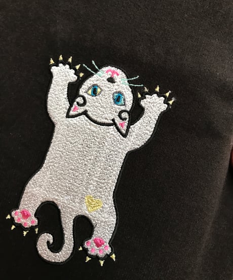 刺繍サコッシュ (CAT- No.1２)白猫オッドアイ