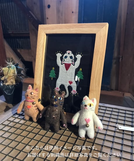 猫ちゃん刺繍画(2Lサイズ）X'mas No.2(白 オットアイ)
