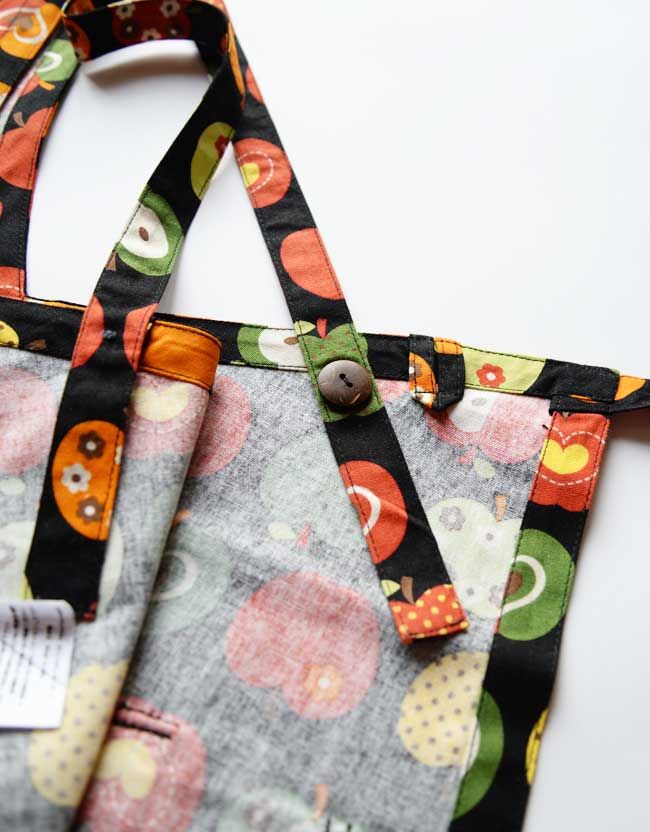 リンゴ柄エプロン | A-rue OnlineShop