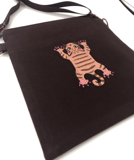 刺繍サコッシュ (CAT- No.9) 茶トラ2
