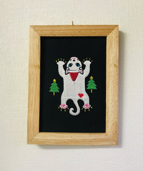猫ちゃん刺繍画(2Lサイズ）X'mas No.3 (白ブルーアイ）