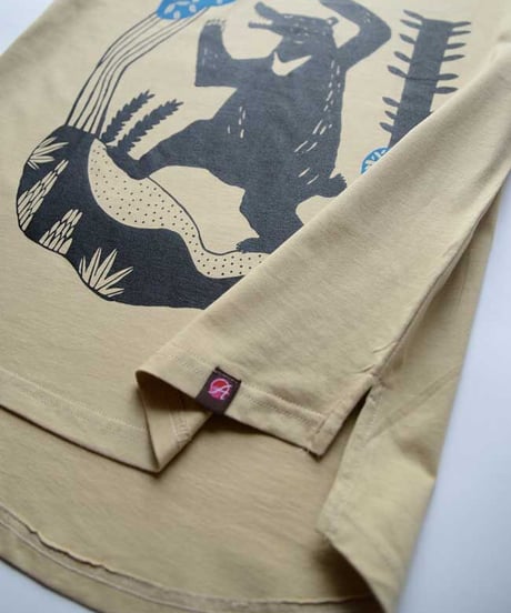 森のクマTシャツ（オートミール）