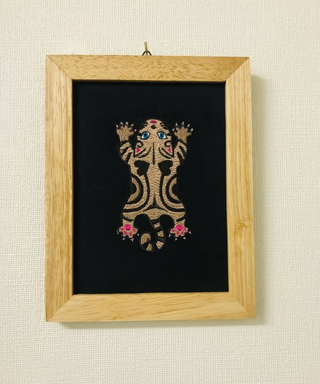 猫ちゃん刺繍画(2Lサイズ） No.12 （茶トラ-２）