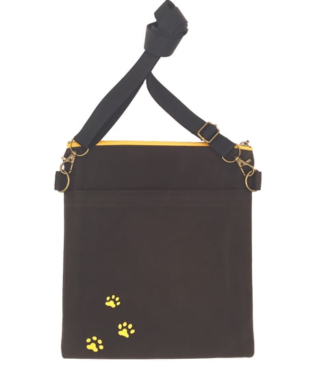 刺繍サコッシュ (CAT- No.4) 黒ハチワレ