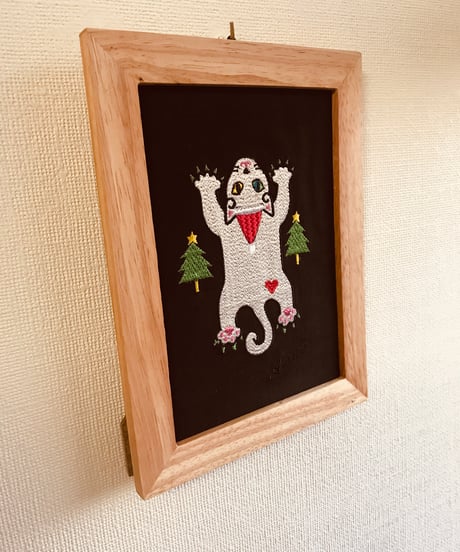 猫ちゃん刺繍画(2Lサイズ）X'mas No.2(白 オットアイ)