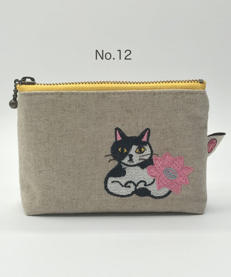 刺繍ポーチ（ブチ猫 No.1 ） | A-rue OnlineShop