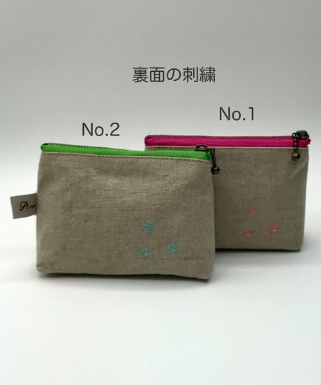 刺繍ポーチ（白猫）