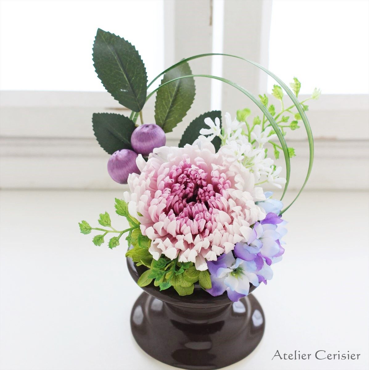 大輪菊の仏花 Sサイズ（紫白菊）お供え花 ＜プリザーブドフラワー