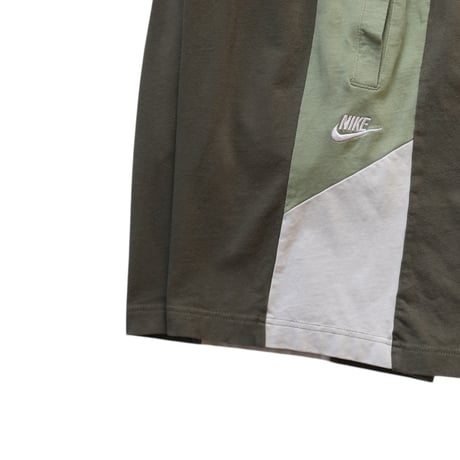 M Nike Sweat Shorts Olive Green