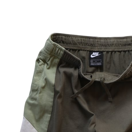 M Nike Sweat Shorts Olive Green