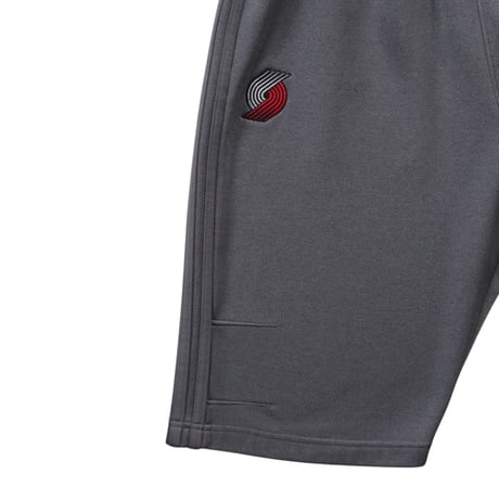 L Adidas NBA Portland Trailblazers Sweat Shorts Grey