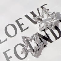 クリスタルスターピアス