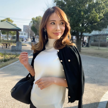 3色展開半袖ニット