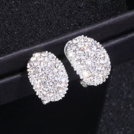 ジュエリーピアス
