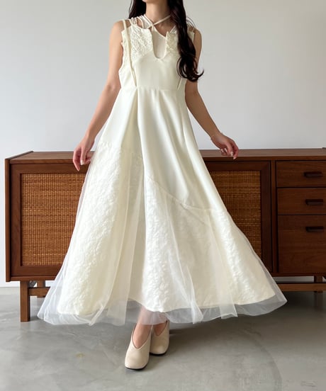 tulle layered cutting camionepiece