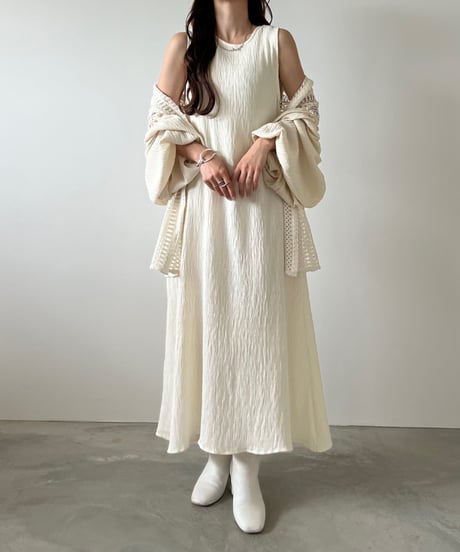 back silhouette pleats onepiece